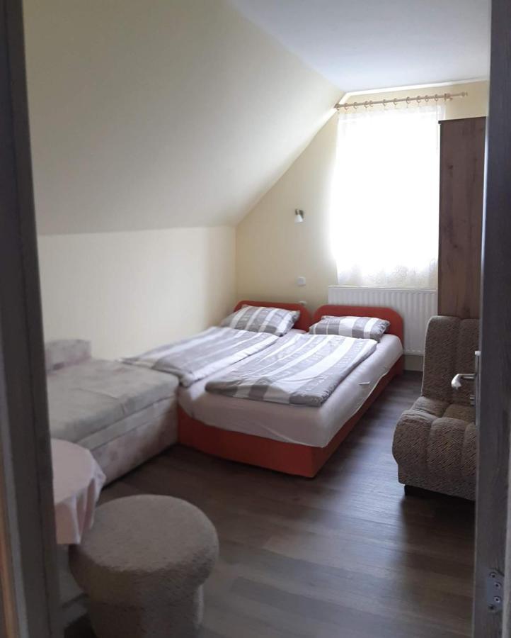 Rozsa Apartment Hajduszoboszlo Ngoại thất bức ảnh